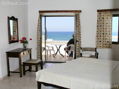 Alkionis Beach Hotel Apartments 11